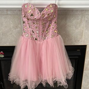 Pink Juliet strapless homecoming/prom dress size small